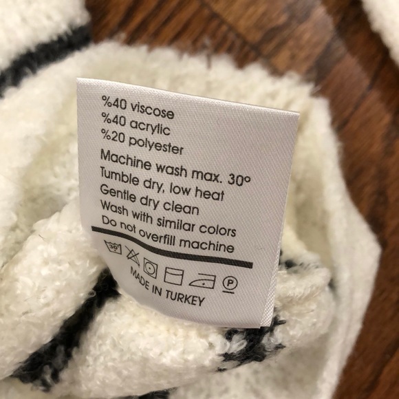 Sincerely Jules striped cropped sweater - Picture 2 of 2